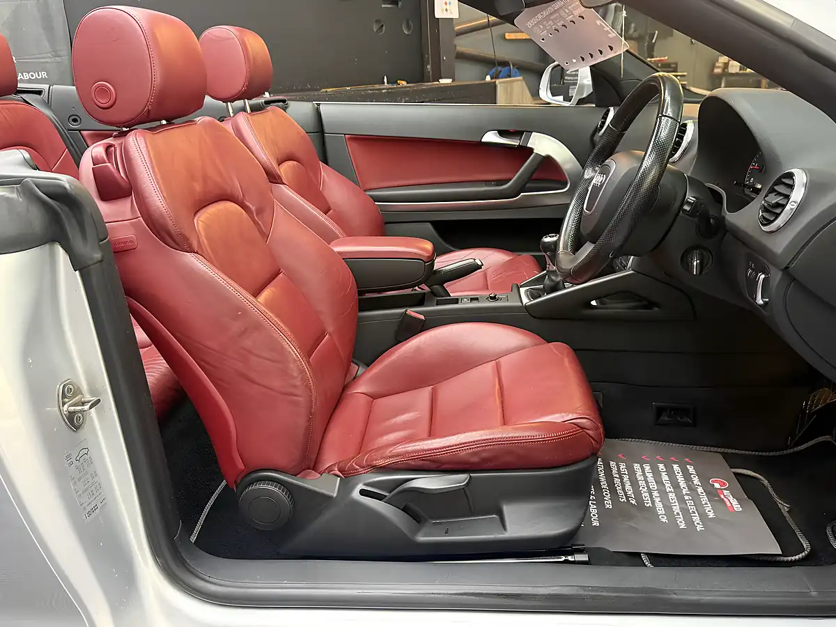 Used 2011 Audi A3 Cabriolet Sport Silver - Interior and Exterior details 12