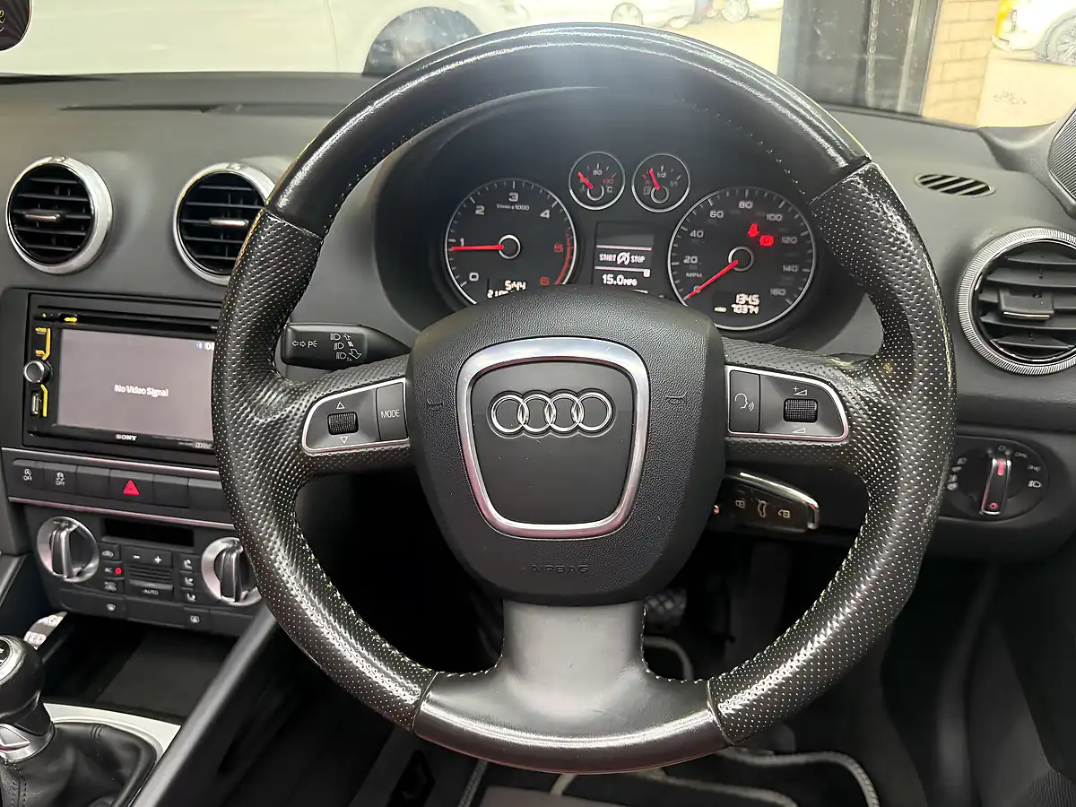 Used 2011 Audi A3 Cabriolet Sport Silver - Interior and Exterior details 14