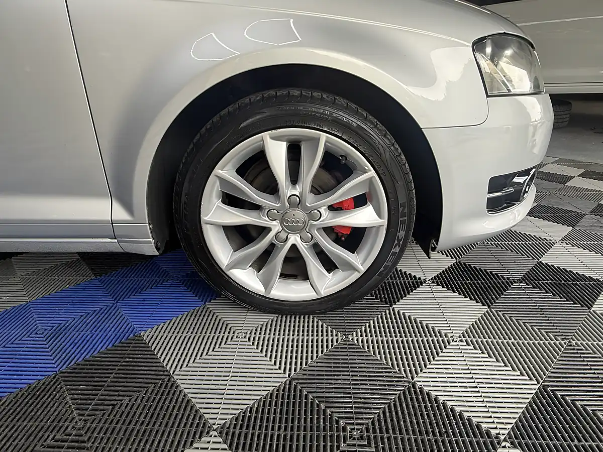 Used 2011 Audi A3 Cabriolet Sport Silver - Interior and Exterior details 6