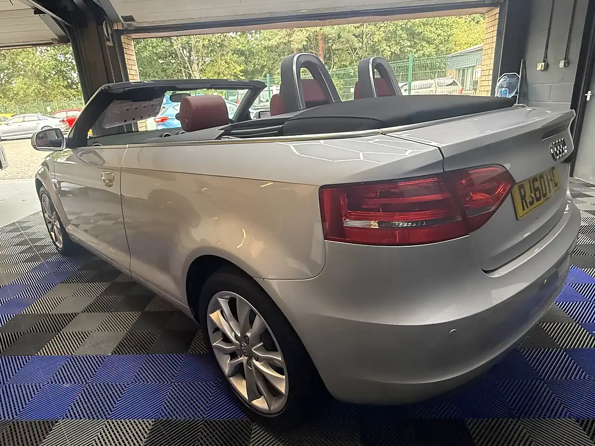 Used 2011 Audi A3 Cabriolet Sport Silver - Interior and Exterior details 9