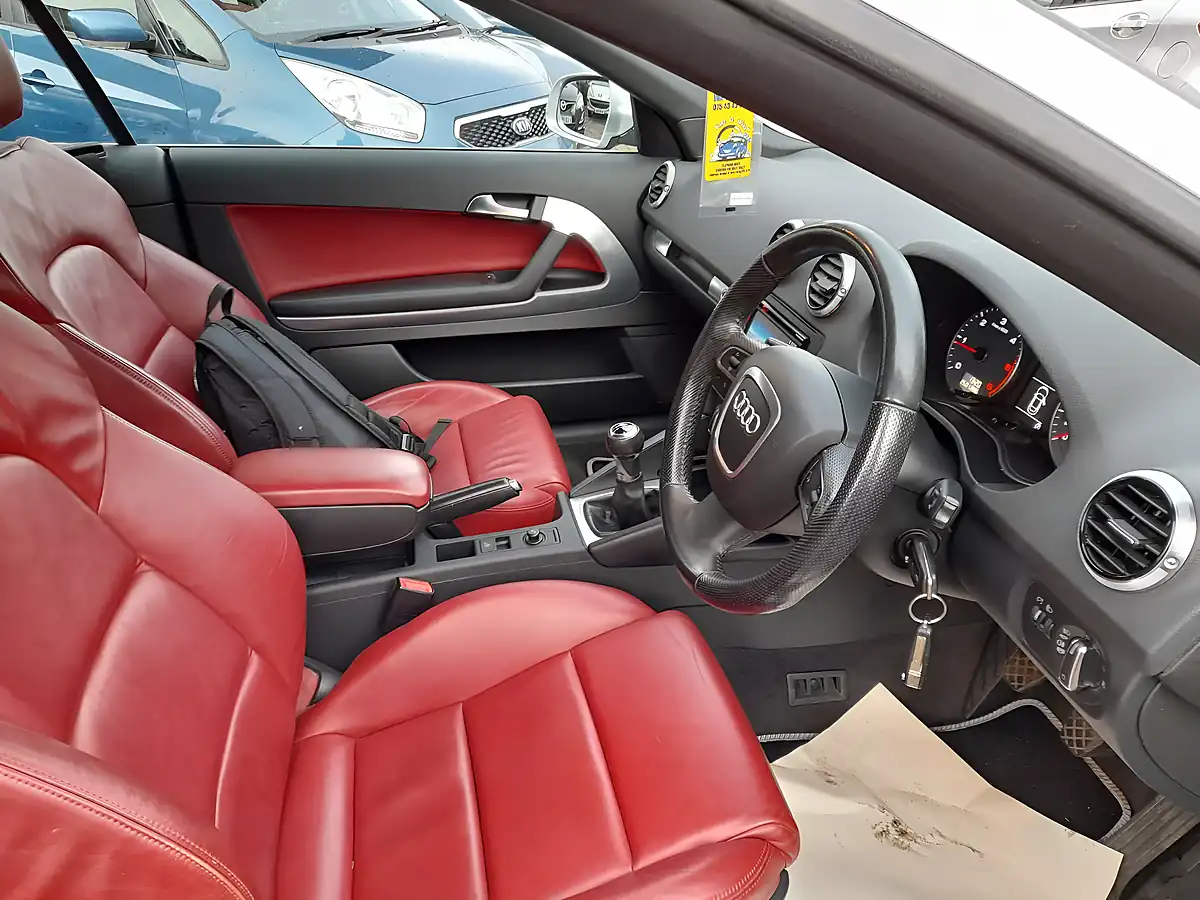 Used 2011 Audi A3 Sport Silver - Interior and Exterior details 15
