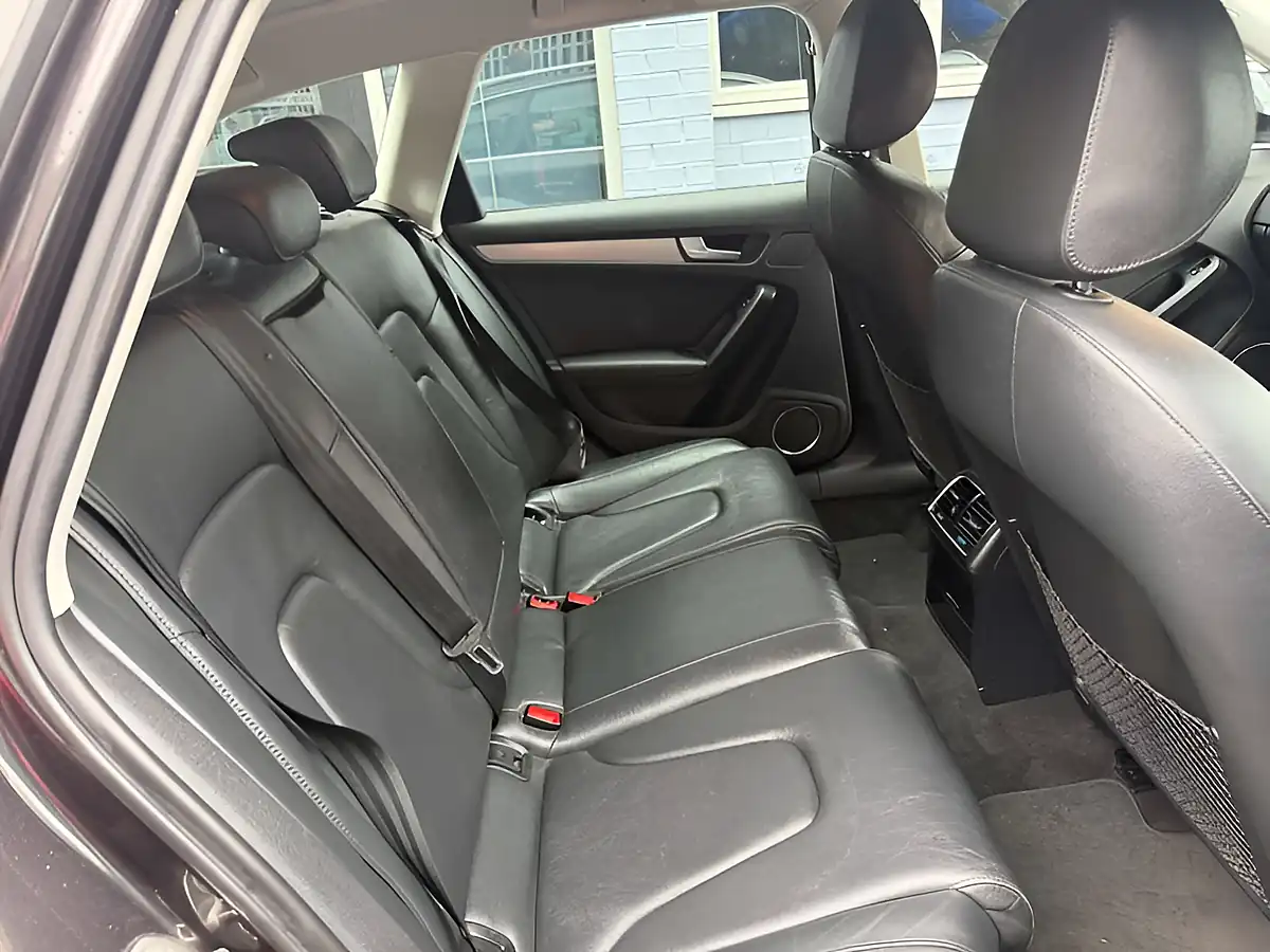 Used 2011 Audi A4 Allroad Grey - Interior and Exterior details 18