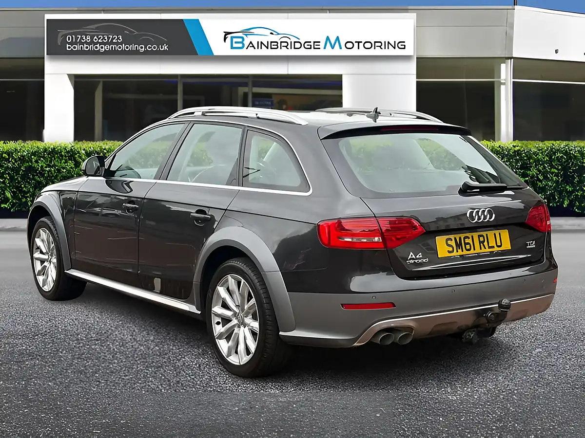 Used 2011 Audi A4 Allroad Grey - Interior and Exterior details 5