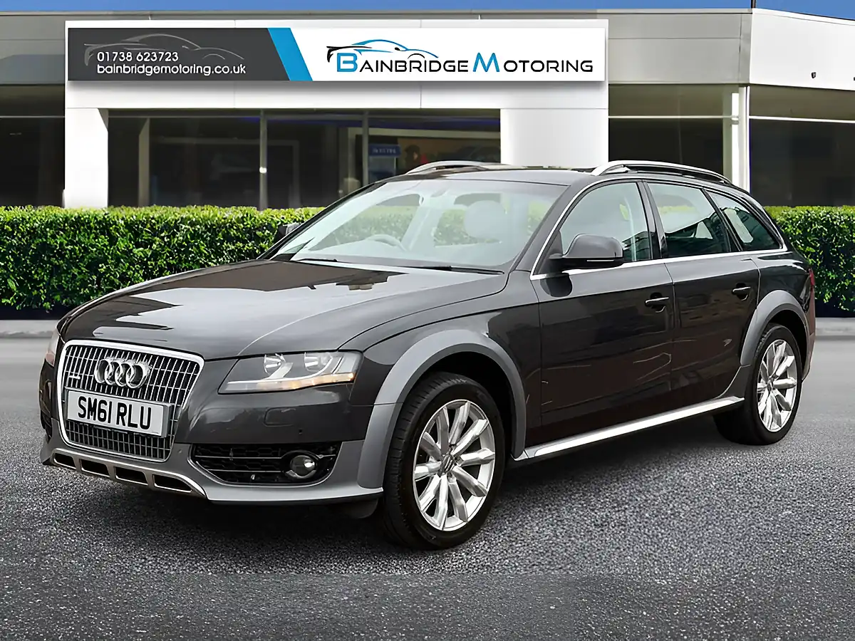 Used 2011 Audi A4 Allroad Grey - Interior and Exterior details 7