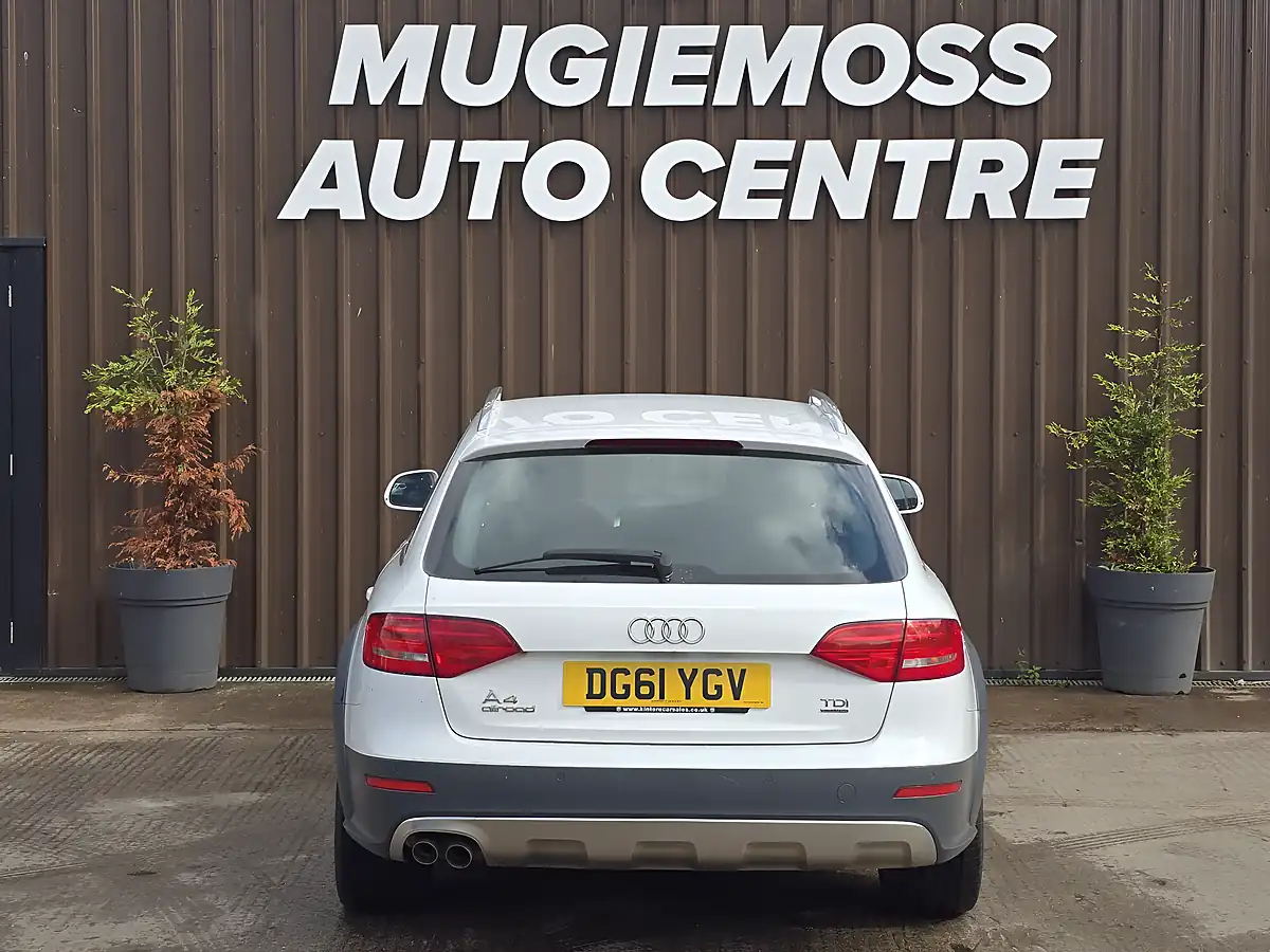 Used 2011 Audi A4 Allroad White - Interior and Exterior details 5