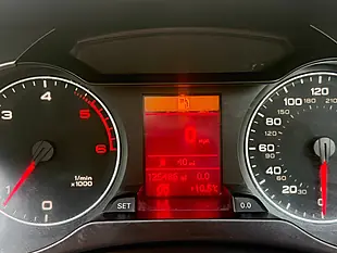 Used 2011 Audi A4 Saloon Black - Interior and Exterior details 16
