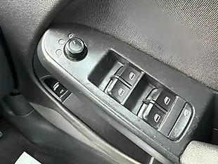 Used 2011 Audi A4 Saloon Black - Interior and Exterior details 19