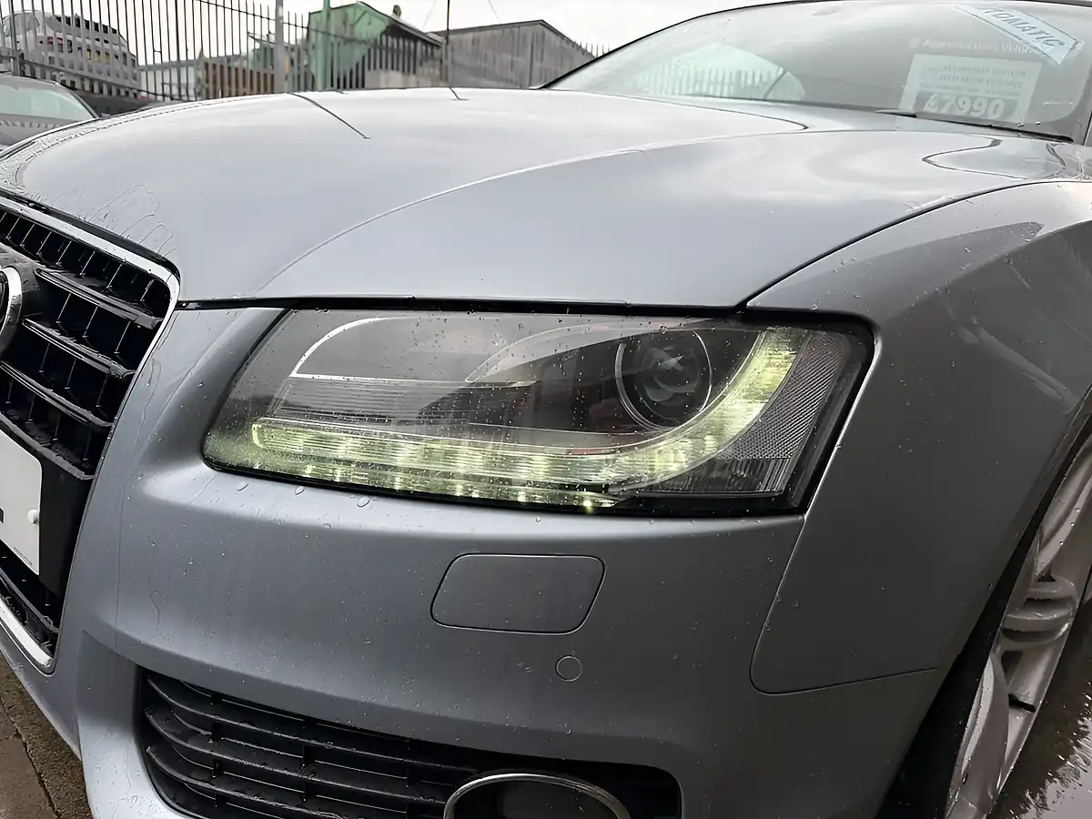 Used 2011 Audi A5 Cabriolet S Line Silver - Interior and Exterior details 10