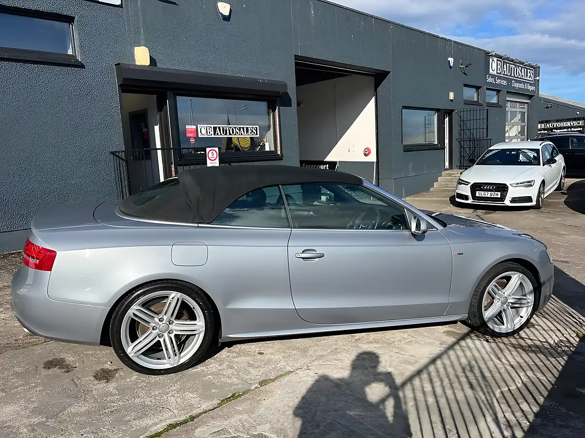 Used 2011 Audi A5 Cabriolet S Line Silver - Interior and Exterior details 6