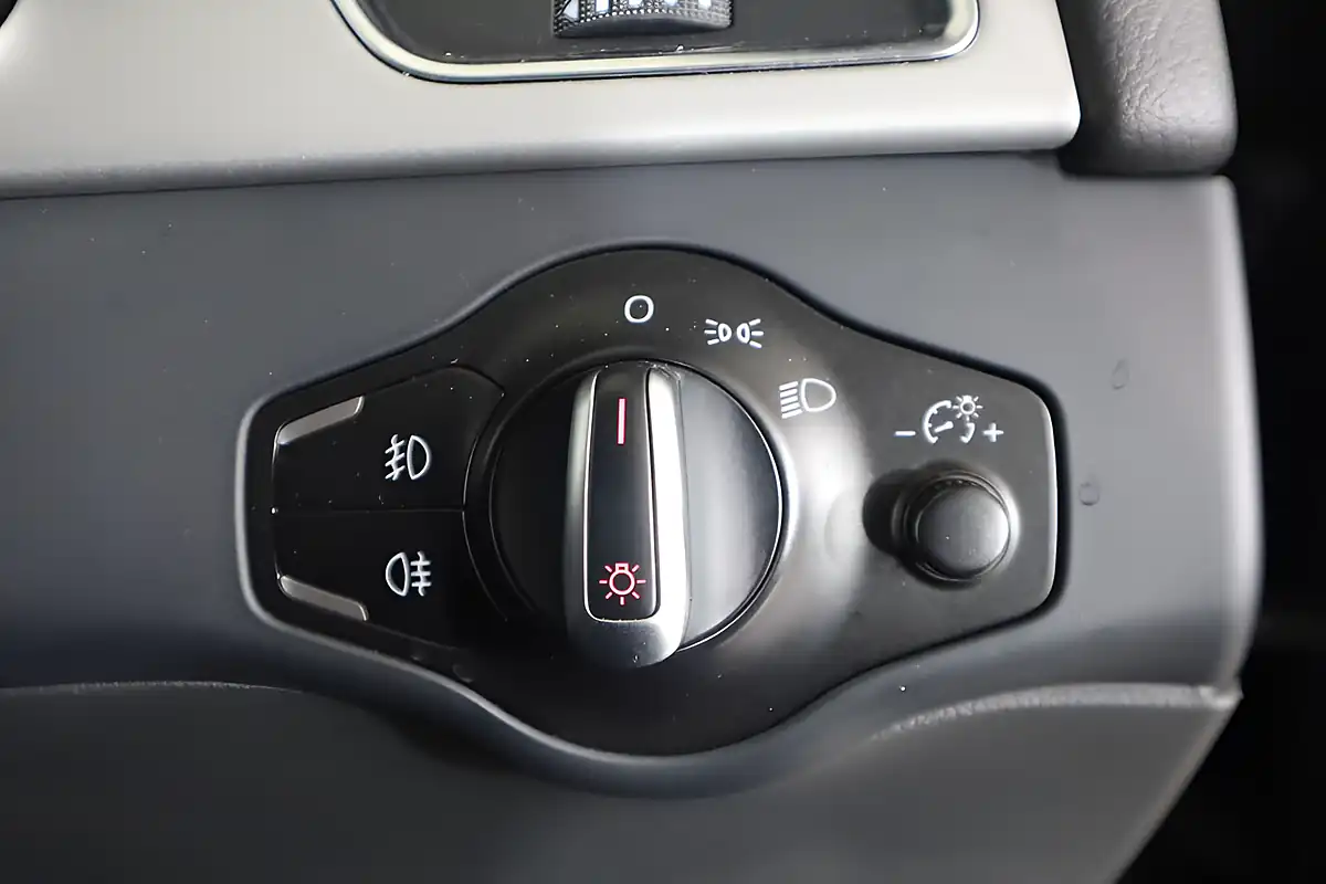 Used 2011 Audi A5 S Line Grey - Interior and Exterior details 13