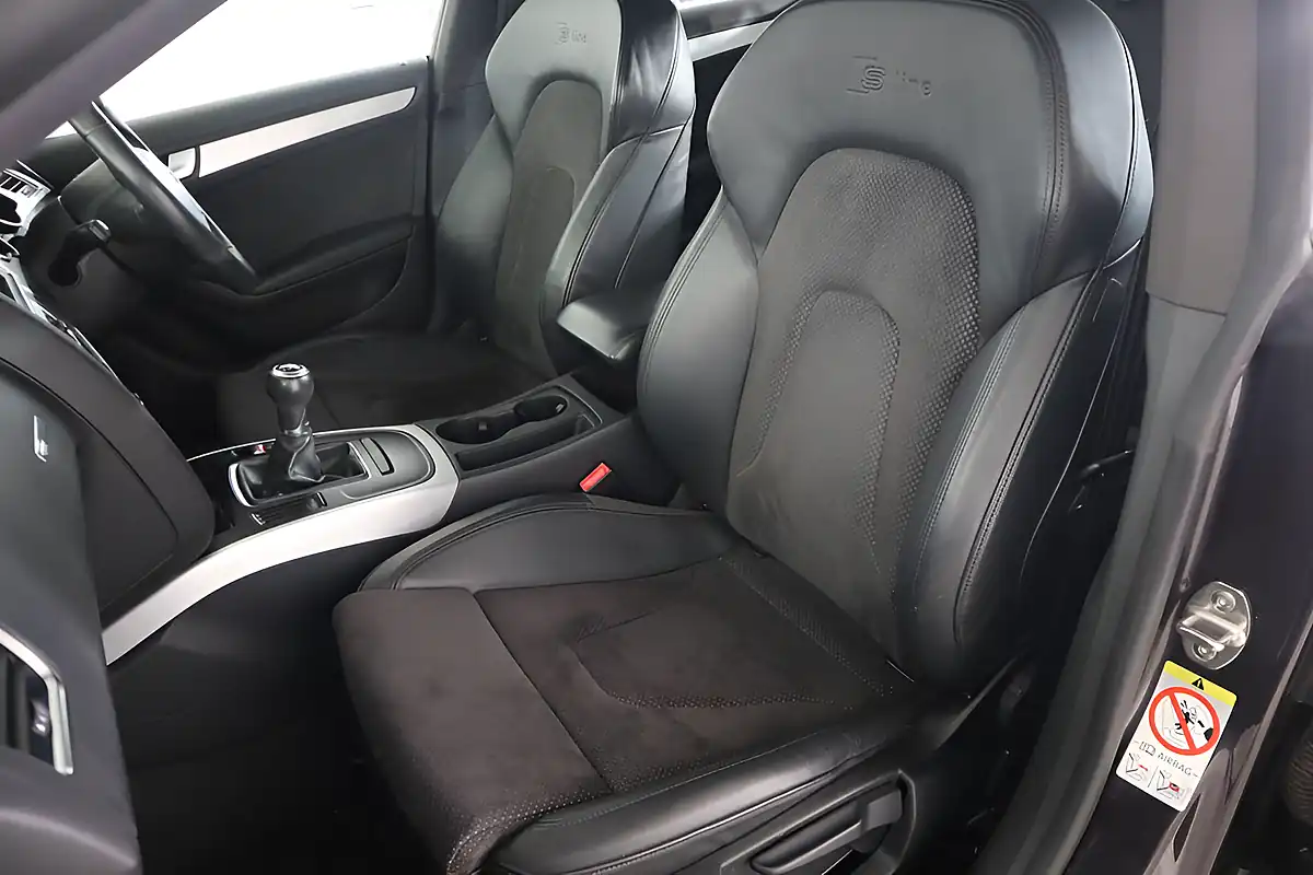 Used 2011 Audi A5 S Line Grey - Interior and Exterior details 19