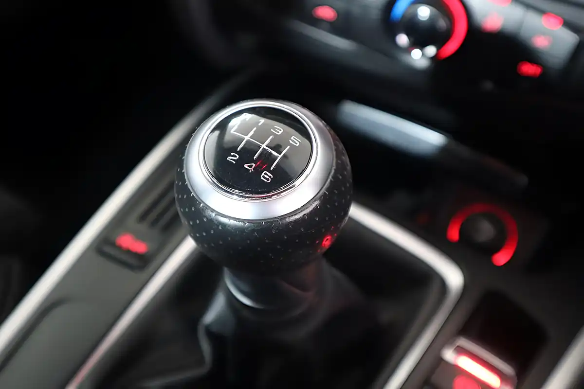 Used 2011 Audi A5 S Line Grey - Interior and Exterior details 9