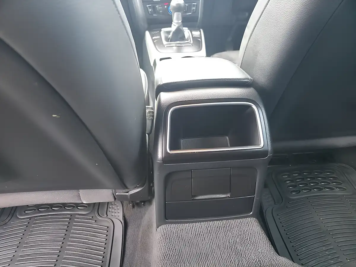 Used 2011 Audi A5 Se Red - Interior and Exterior details 15