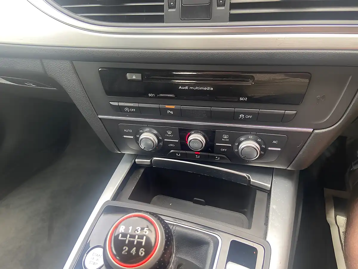 Used 2011 Audi A6 Avant S Line Grey - Interior and Exterior details 17