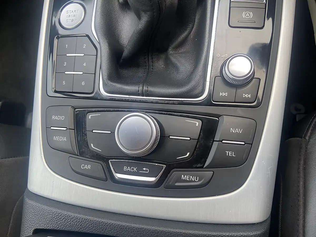 Used 2011 Audi A6 Avant S Line Grey - Interior and Exterior details 18