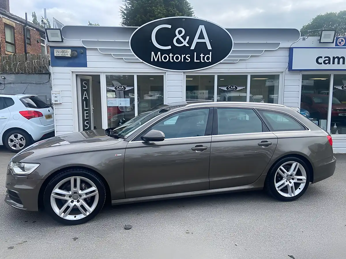 Used 2011 Audi A6 Avant S Line Grey - Interior and Exterior details 4