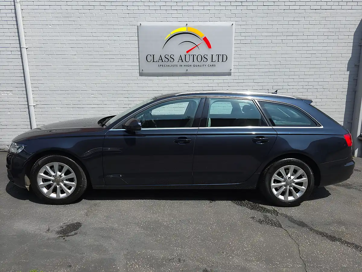 Used 2011 Audi A6 Avant Se Blue - Interior and Exterior details 8