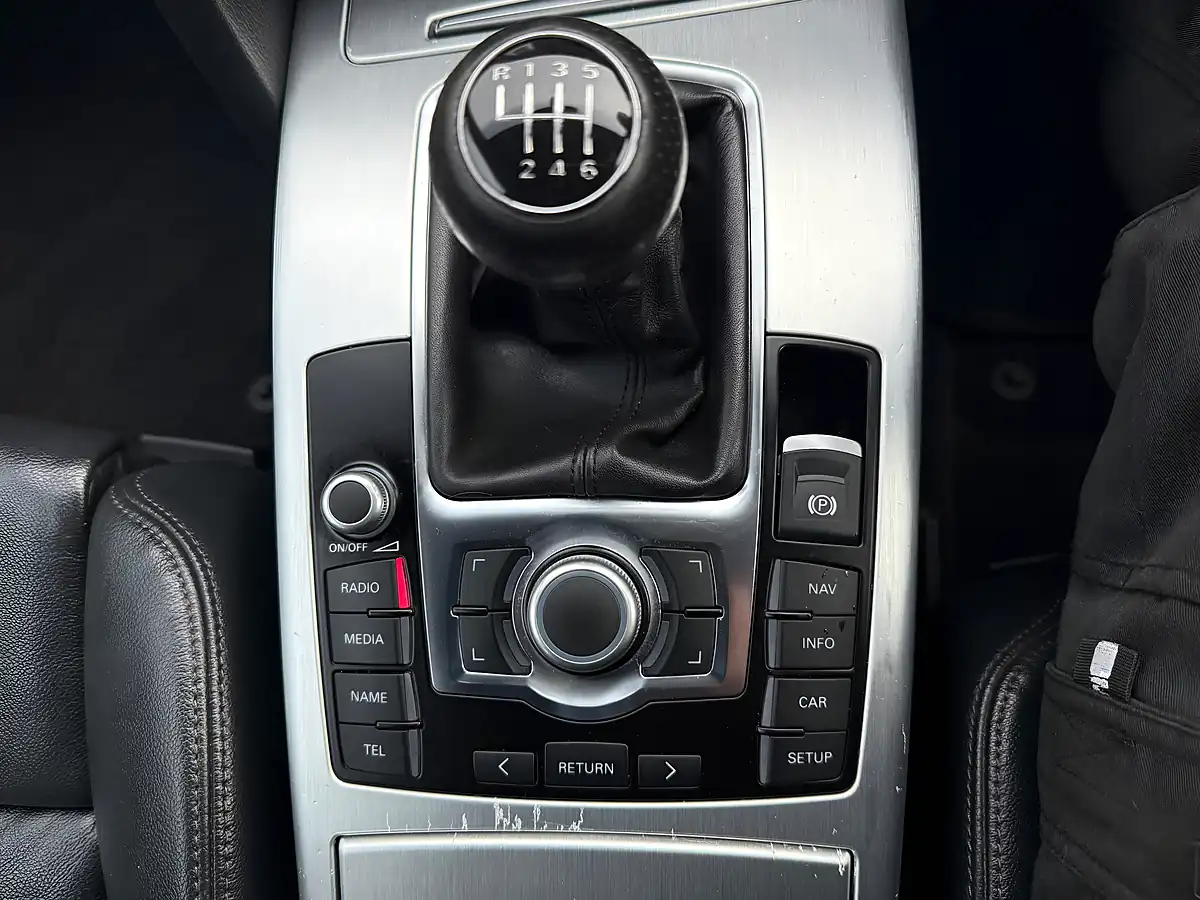Used 2011 Audi A6 Saloon S Line Special Edition White - Interior and Exterior details 19