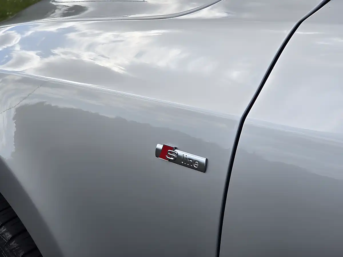 Used 2011 Audi Q5 S Line Silver - Interior and Exterior details 10