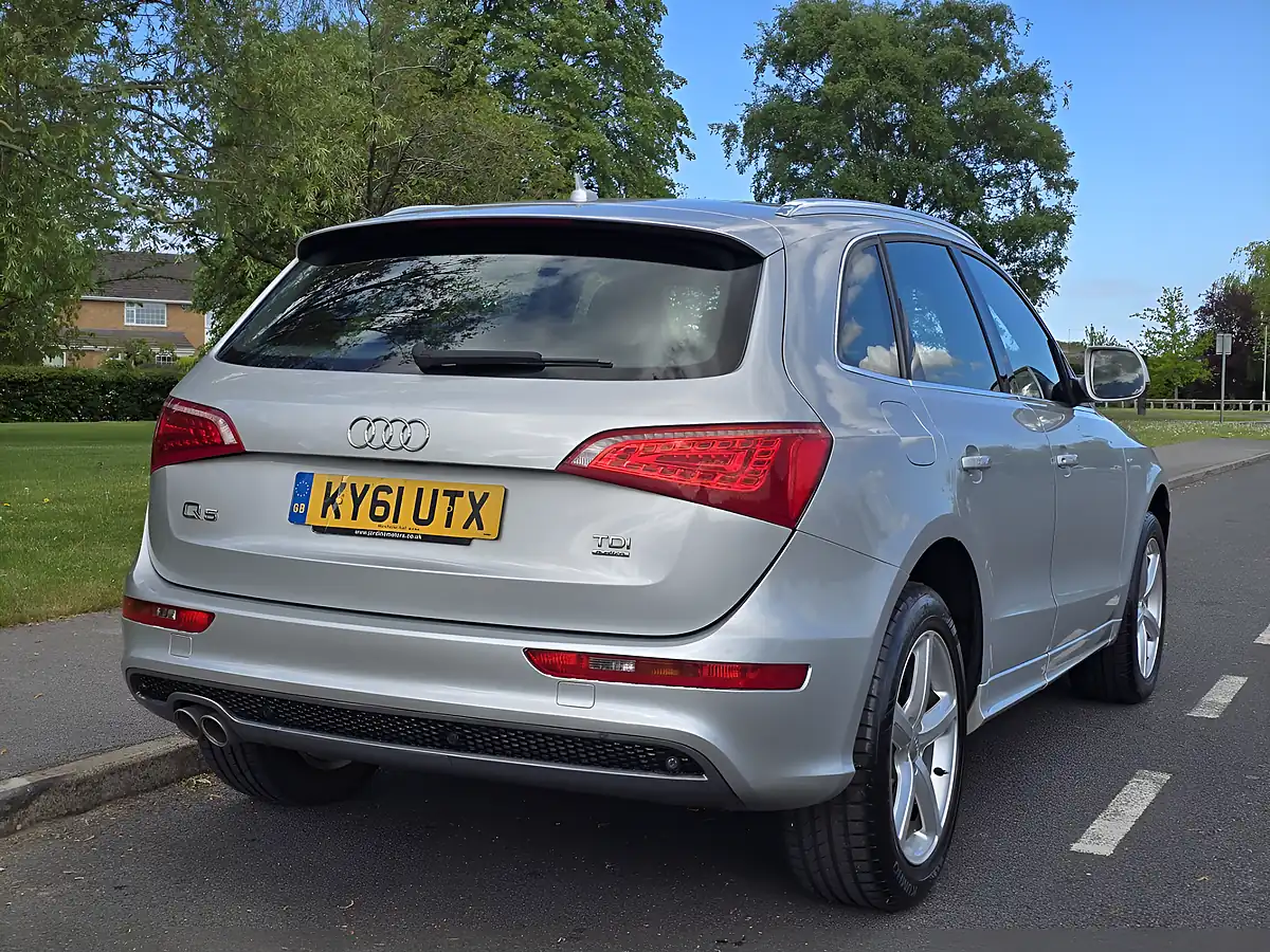 Used 2011 Audi Q5 S Line Silver - Interior and Exterior details 11