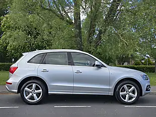 Used 2011 Audi Q5 S Line Silver - Interior and Exterior details 13