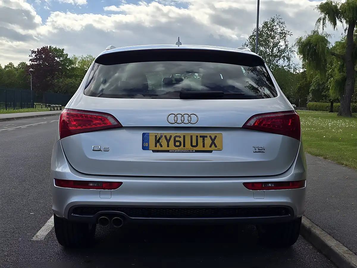 Used 2011 Audi Q5 S Line Silver - Interior and Exterior details 6