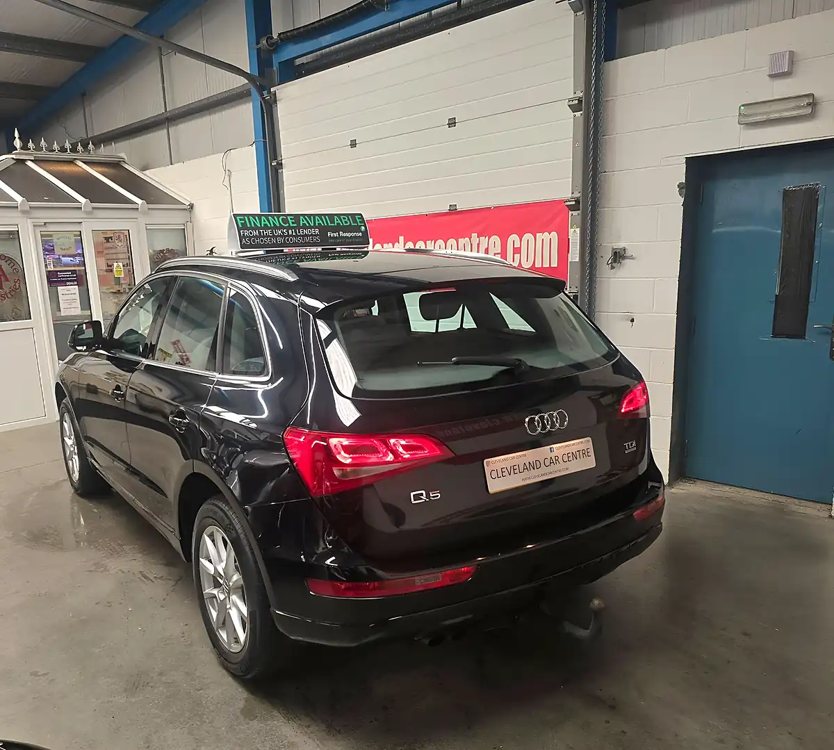 Used 2011 Audi Q5 Se Black - Interior and Exterior details 6