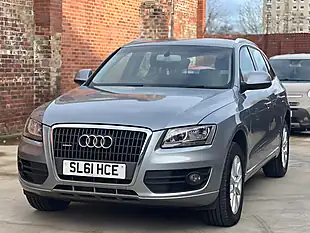 Used 2011 Audi Q5 Se Grey - Interior and Exterior details 3