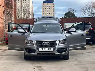 Used 2011 Audi Q5 Se Grey - Interior and Exterior details 5