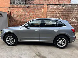 Used 2011 Audi Q5 Se Grey - Interior and Exterior details 6