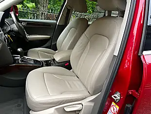 Used 2011 Audi Q5 Se Red - Interior and Exterior details 16