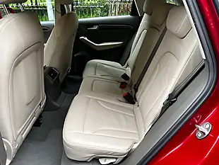 Used 2011 Audi Q5 Se Red - Interior and Exterior details 8