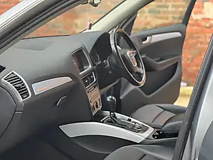 Used 2011 Audi Q5 Se S Tronic Quattro Grey - Interior and Exterior details 10