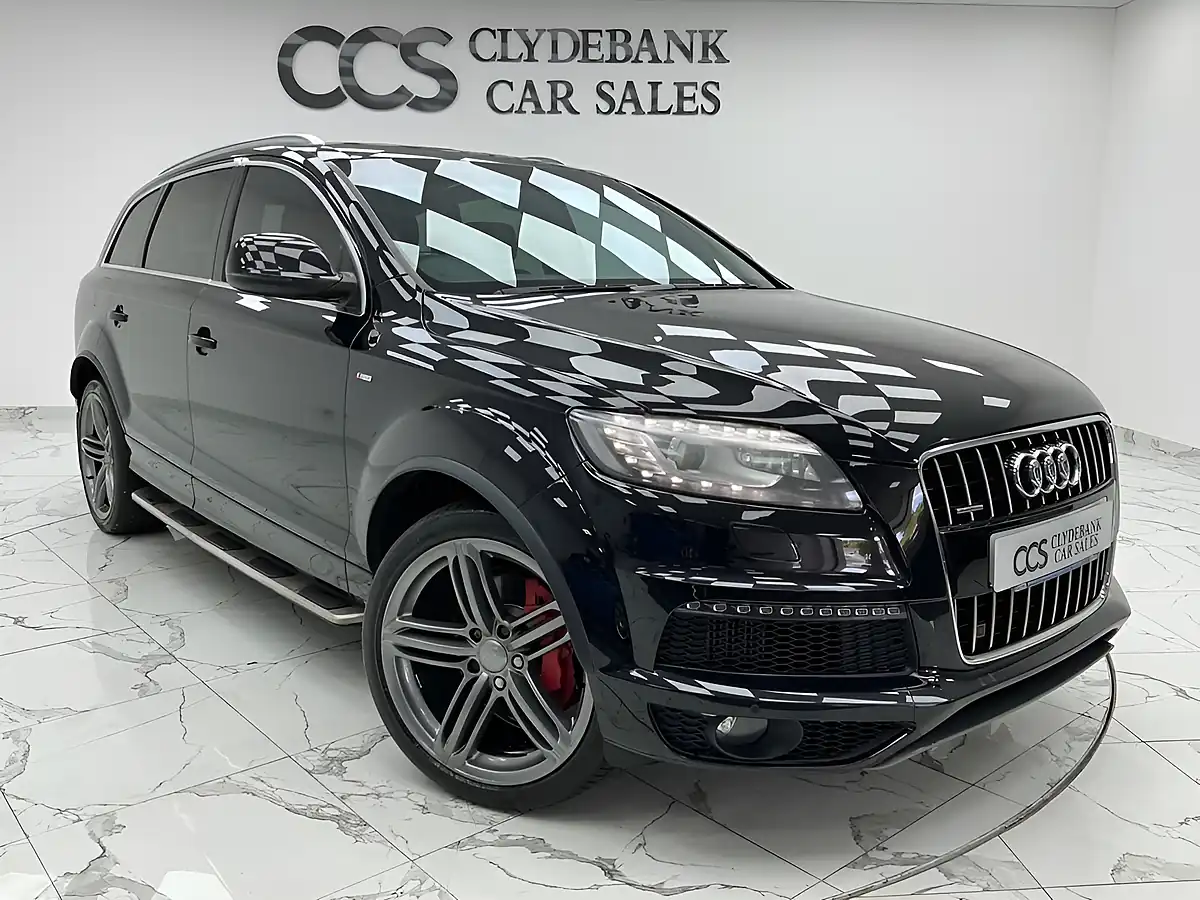 Used 2011 Audi Q7 S Line Black - Front View