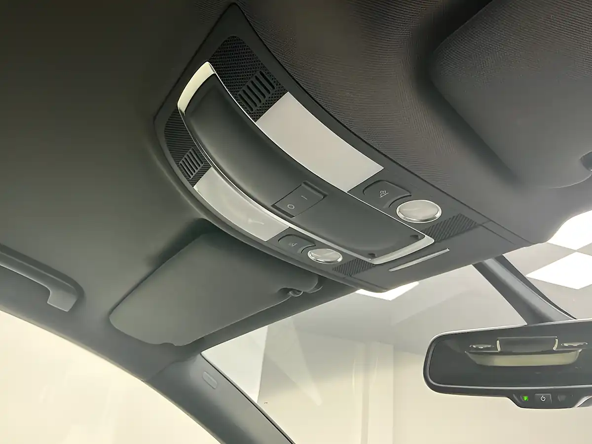 Used 2011 Audi Q7 S Line Black - Interior and Exterior details 20