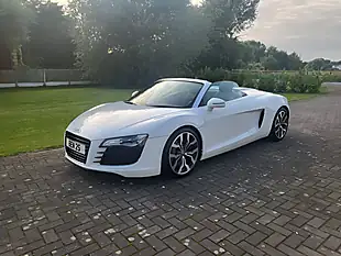 Used 2011 Audi R8 Spyder White - Interior and Exterior details 9