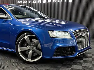 Used 2011 Audi RS5 Coupe Sepang Crystal Blue - Interior and Exterior details 2