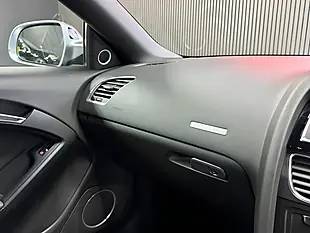 Used 2011 Audi RS5 Coupe Sepang Crystal Blue - Interior and Exterior details 20