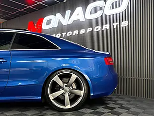 Used 2011 Audi RS5 Coupe Sepang Crystal Blue - Interior and Exterior details 4
