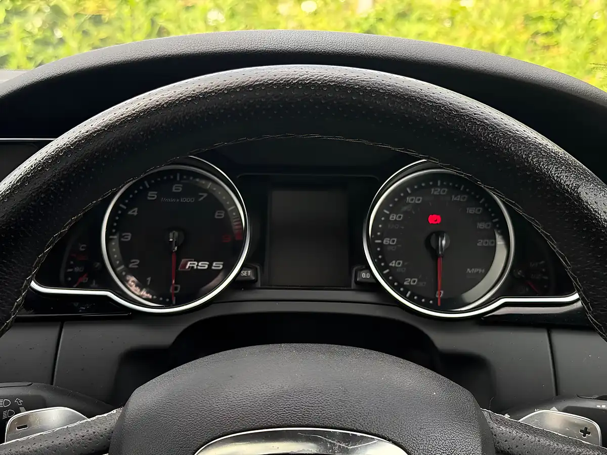Used 2011 Audi RS5 Red - Interior and Exterior details 13