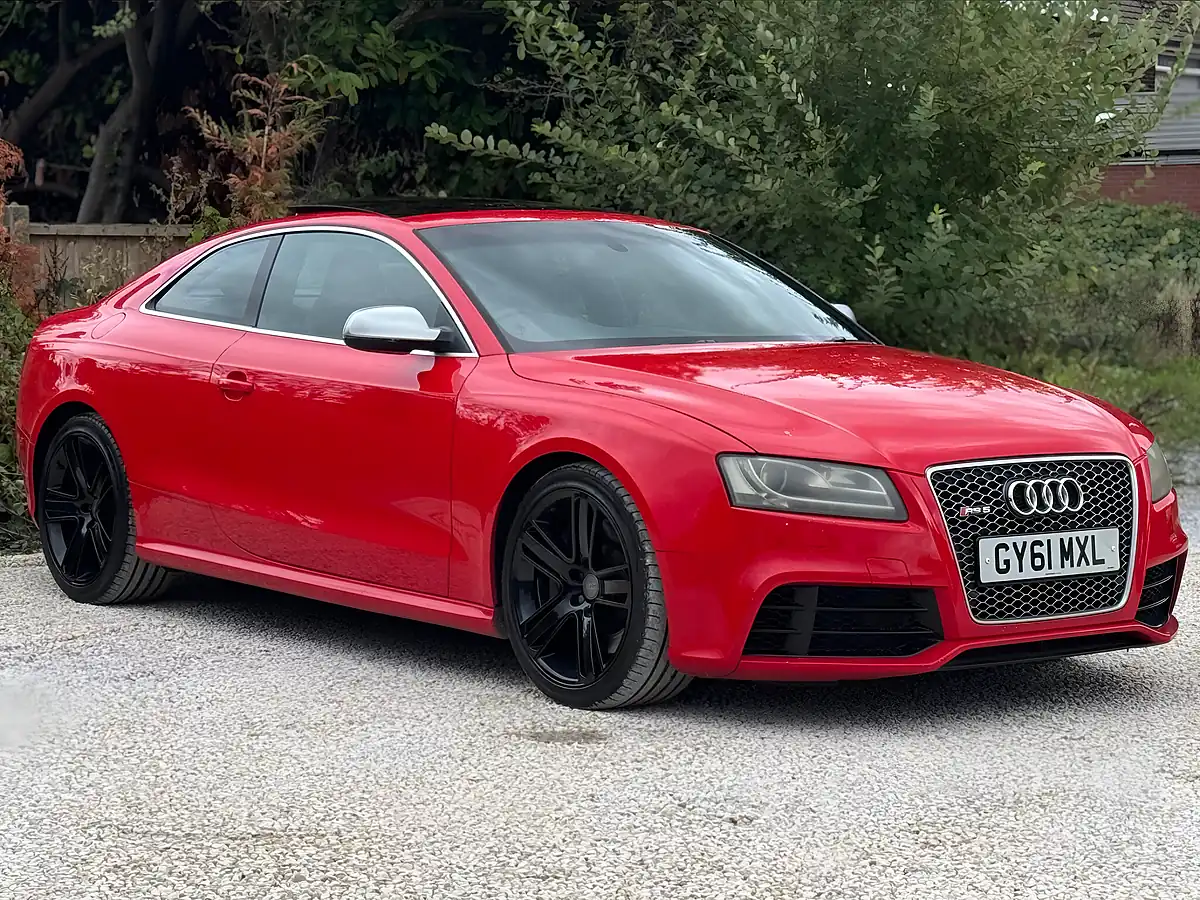 Used 2011 Audi RS5 Red - Interior and Exterior details 3