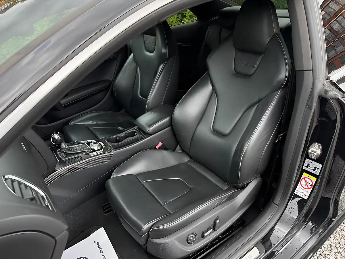 Used 2011 Audi RS5 S Tronic Black - Interior and Exterior details 11