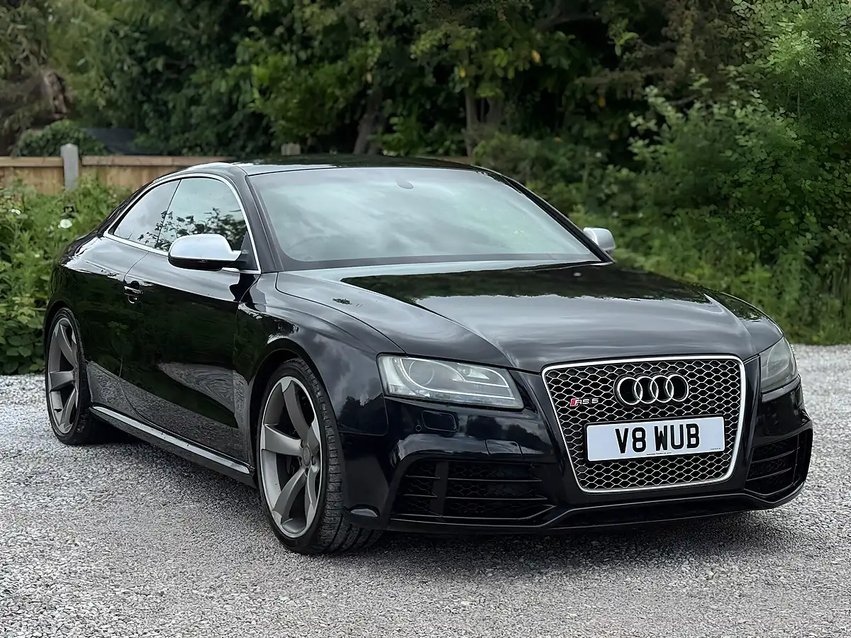 Used 2011 Audi RS5 S Tronic Black - Interior and Exterior details 5
