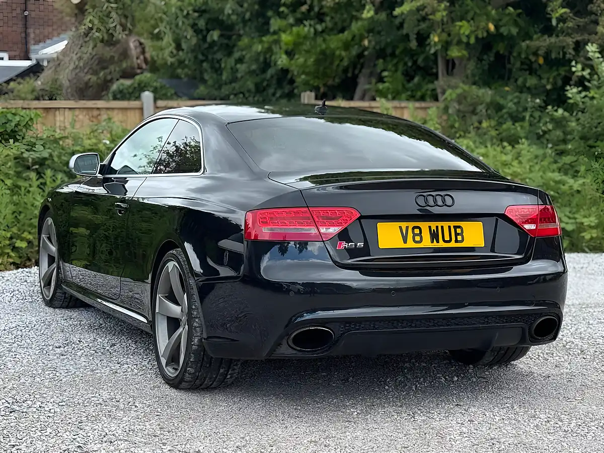 Used 2011 Audi RS5 S Tronic Black - Interior and Exterior details 9