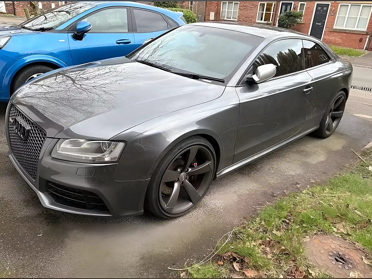 Used 2011 Audi RS5 S Tronic Quattro Grey - Interior and Exterior details 2