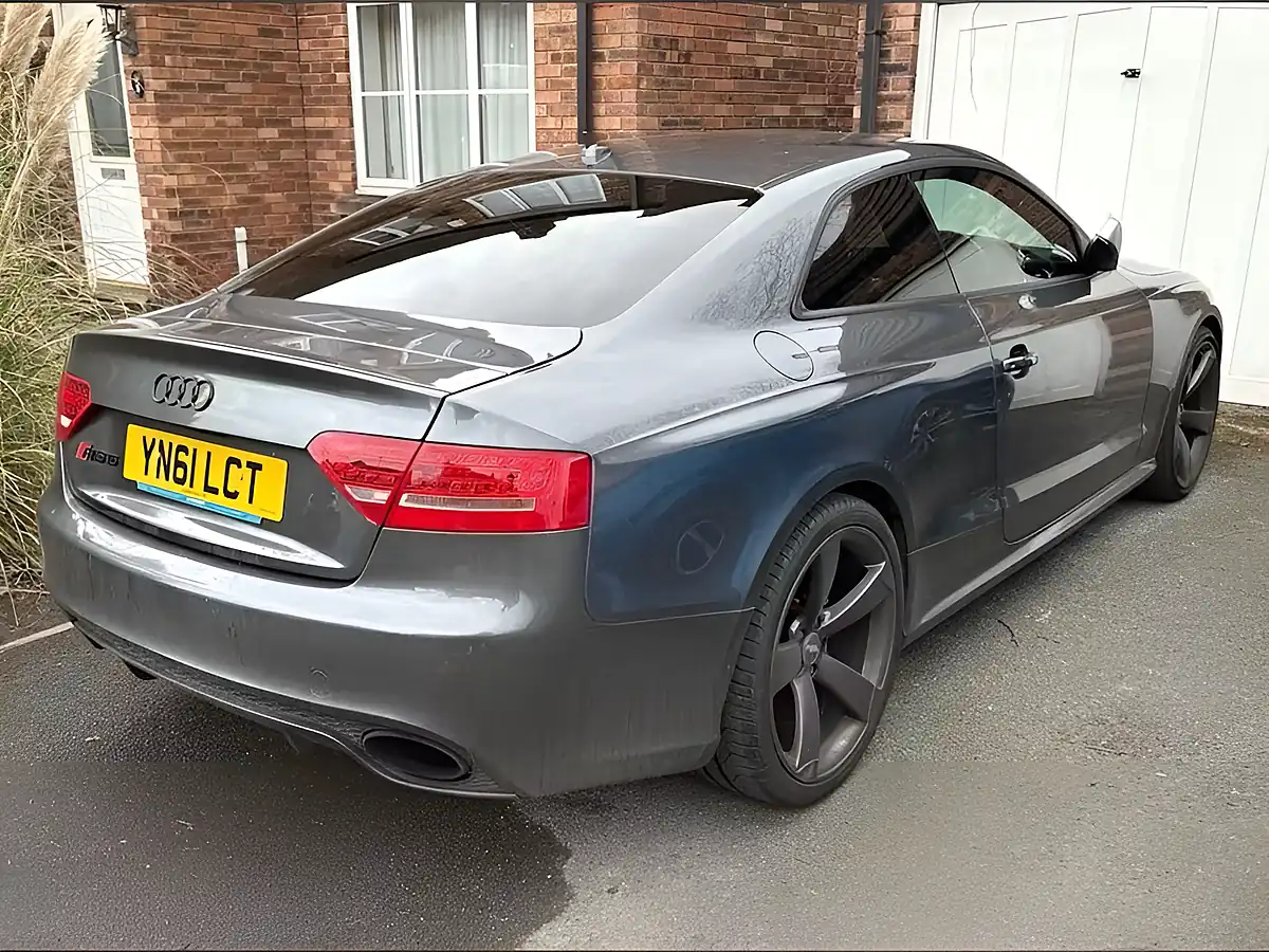 Used 2011 Audi RS5 S Tronic Quattro Grey - Interior and Exterior details 3
