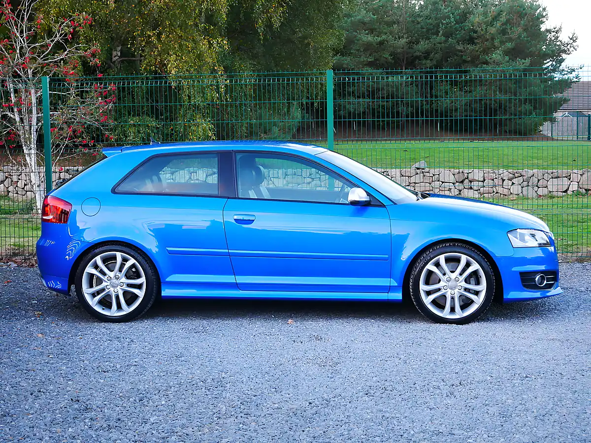 Used 2011 Audi S3 Hatchback Blue - Interior and Exterior details 5