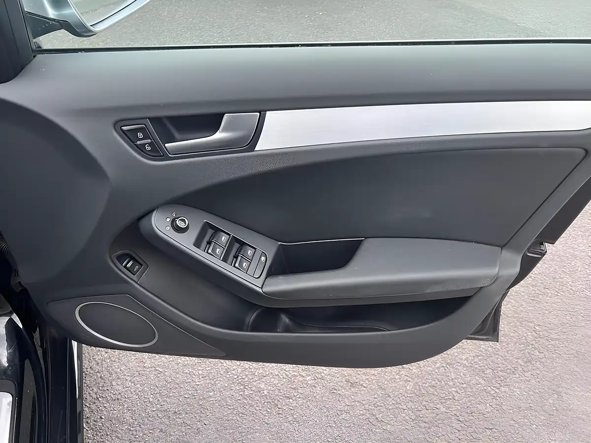 Used 2011 Audi S4 Avant Phantom Black - Interior and Exterior details 14