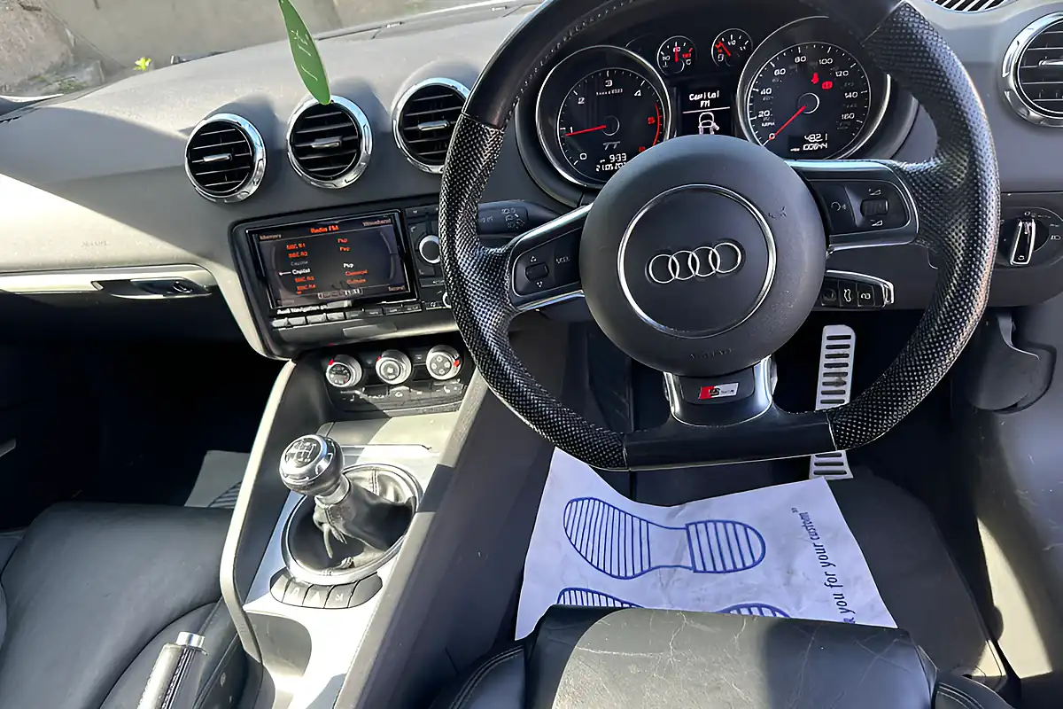Used 2011 Audi Tt Black Edition White - Interior and Exterior details 10