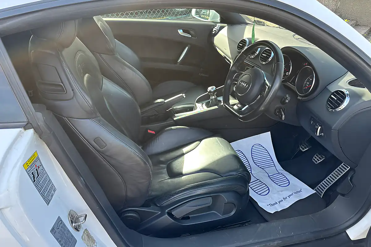 Used 2011 Audi Tt Black Edition White - Interior and Exterior details 11